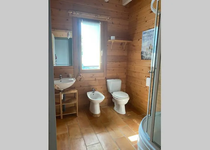 Des Etangs Glanville