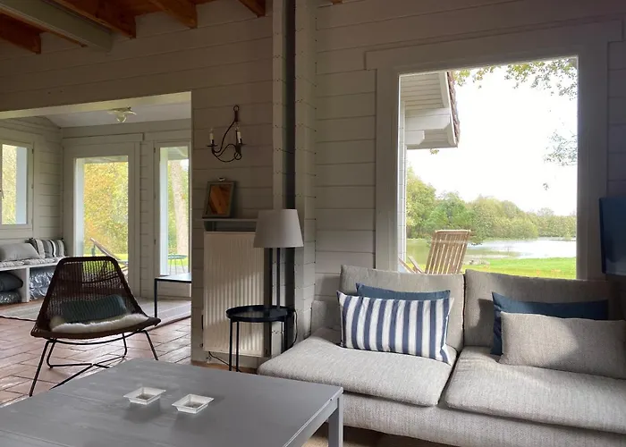 Des Etangs Holiday home Glanville